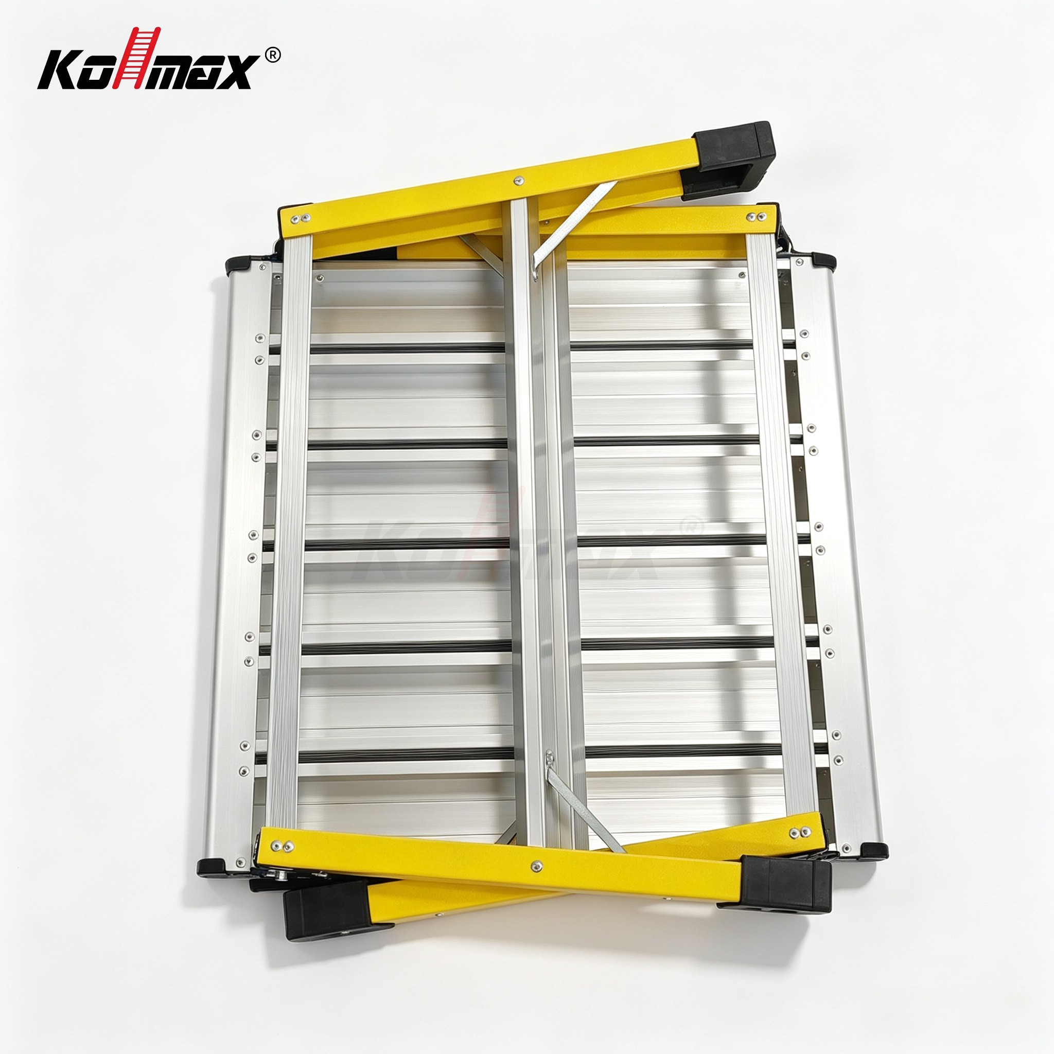 Fiberglass work platform 